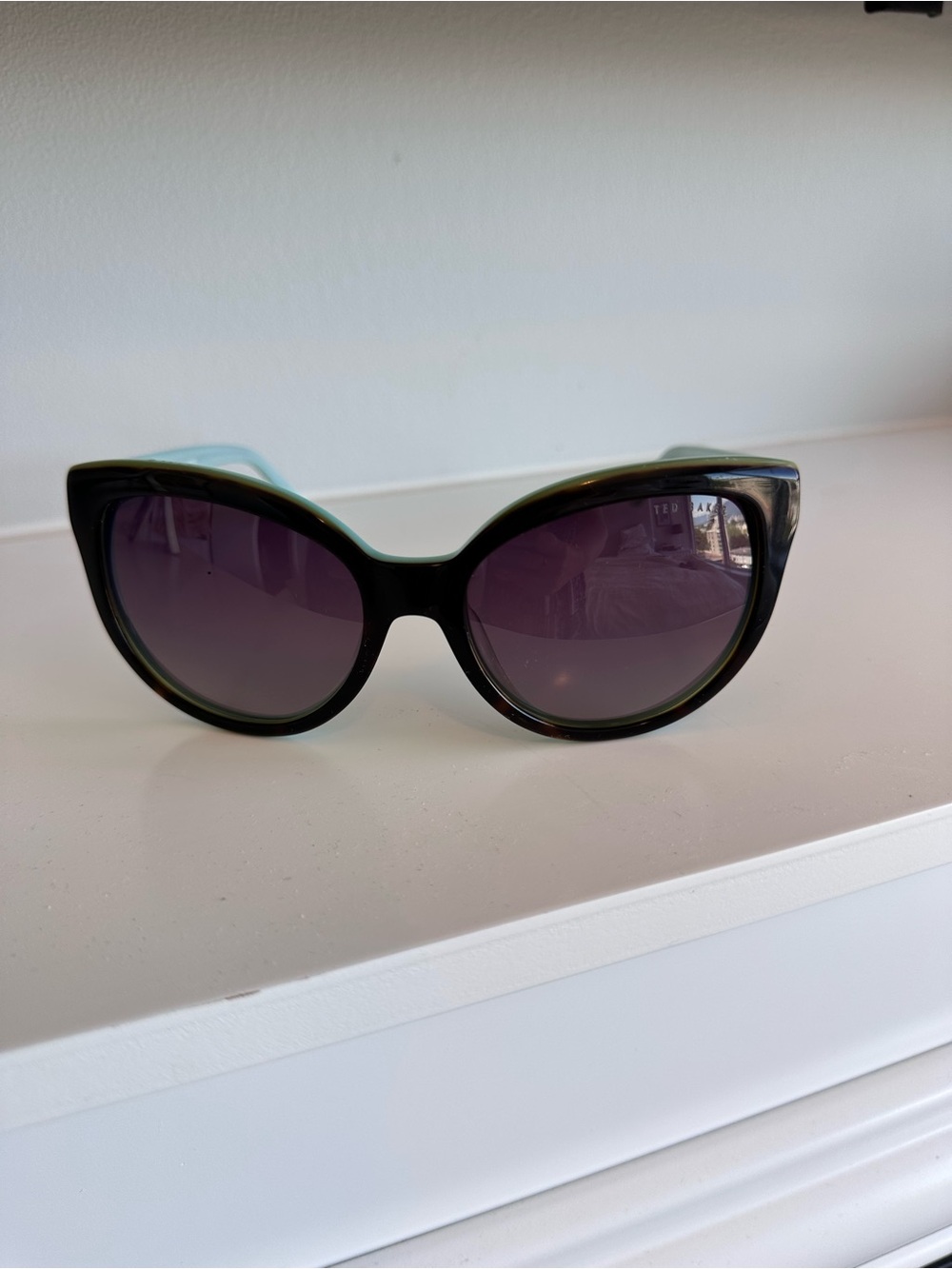 Ted Baker polarized women’s tortoise shell and blue sunglasses